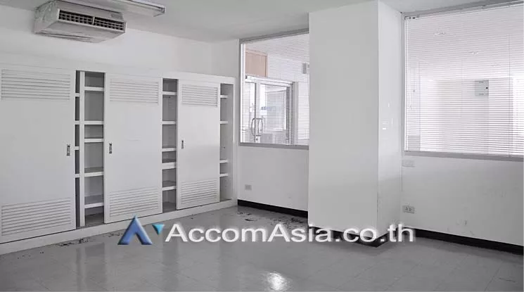 6  Office Space For Rent in Phaholyothin ,Bangkok MRT Phetchaburi at Chai Sa Nguan 1 AA15615